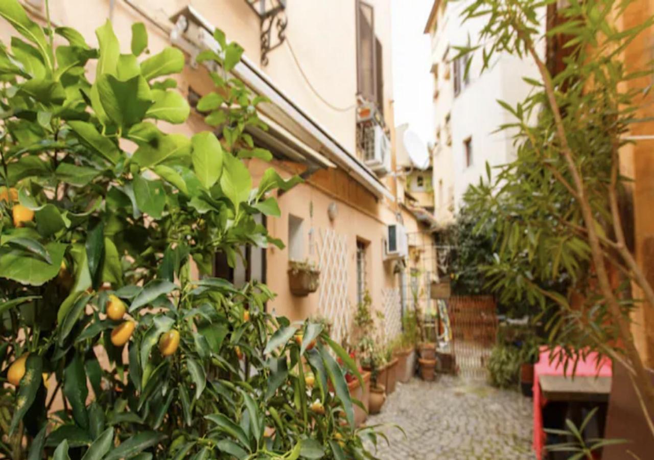 Independent With Garden Heart Of Trastevere John Cabot Roma Exterior foto